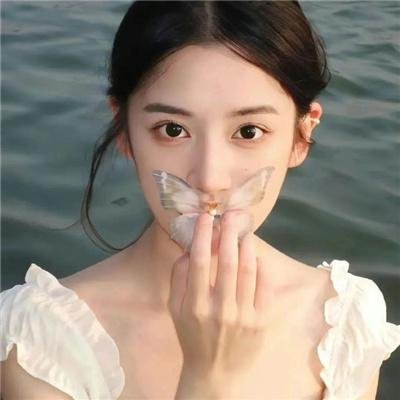 大撒金钱